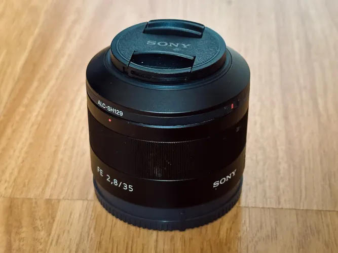 Lente Sony Zeiss Sonnar T FE 35mm f/2.8 ZA Full Frame