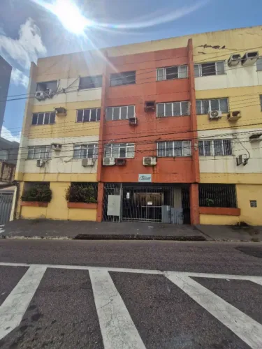 Apartamento no Ed. Caeté - Reduto - Aluguel
