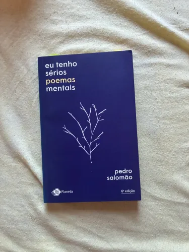 livro eu tenho sérios poemas mentais