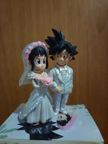 Action figure dragon ball casamento 