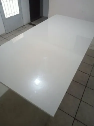 Mesa com 6 cadeiras