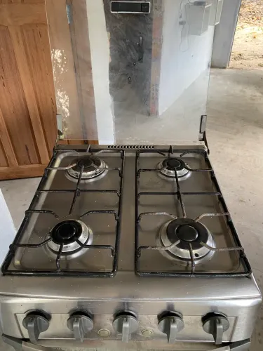 Fogão de 4 bocas 