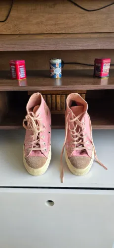 Tênis bota all star