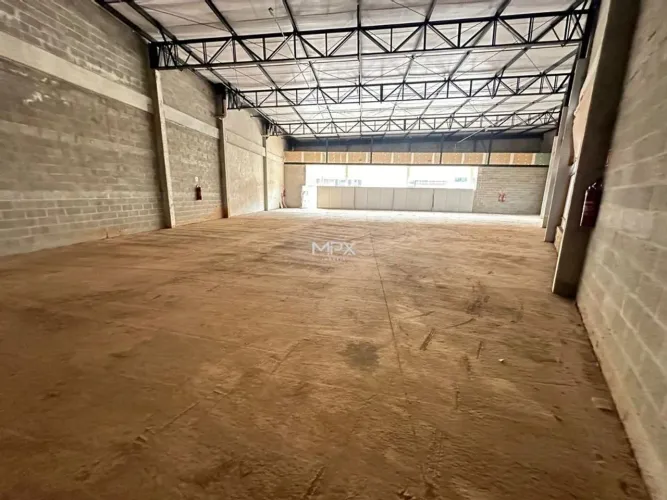 Salão para alugar em Piracicaba, Vila Rezende, com 430 m²