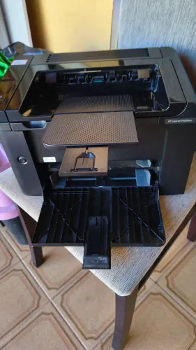 Impressora HP LaserJet P1606dn