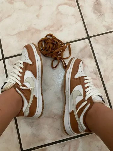 Tênis Nike Dunk- marrom com bege tamanho 35