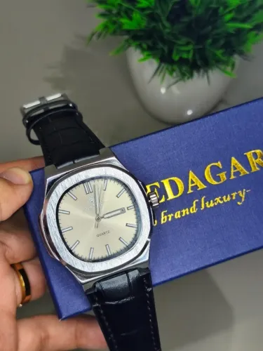 Relógio Poedagar Luxo Quadrado Premium - Novo Lacrado