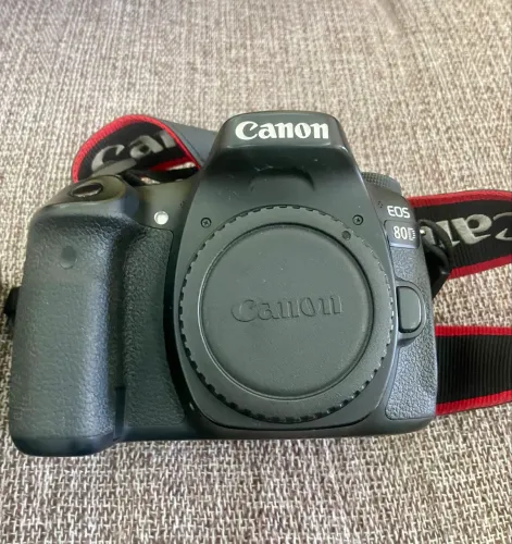 Canon 80D