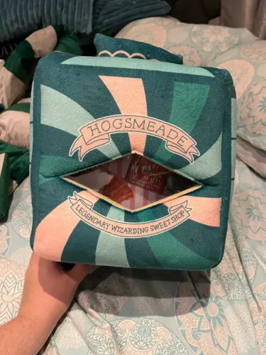 Balde de Pipoca em Pelúcia "Honeydukes / Hogsmeade"