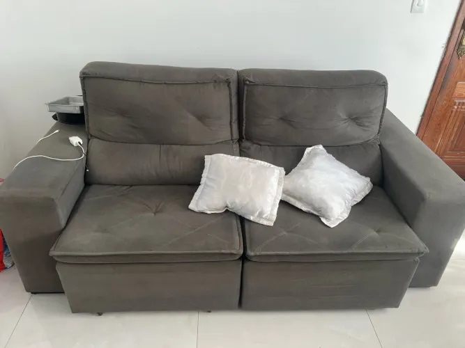 Sofá 3 lugares 