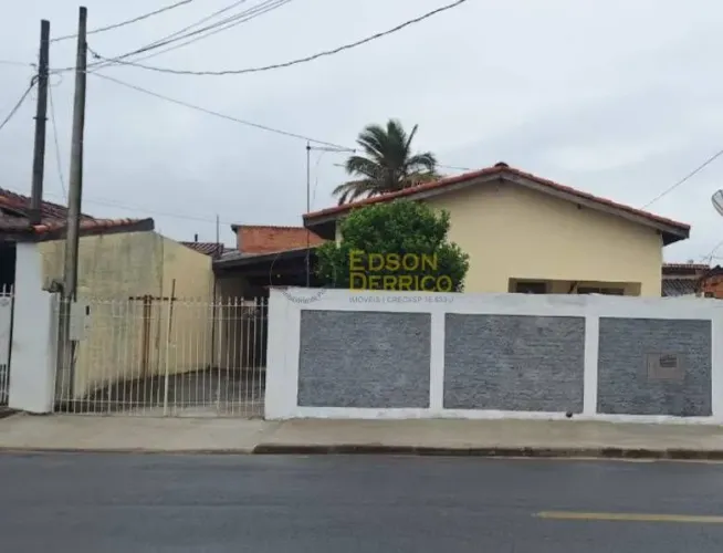 Casa com 3 Quartos para Locação, Jardim Resende - Pindamonhangaba