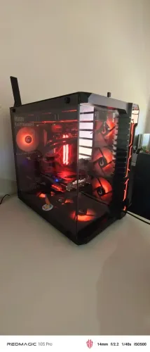 PC Gamer High-End: Ryzen 9 9950X3D | RX 7900 XTX 24GB | 96GB RAM DDR5