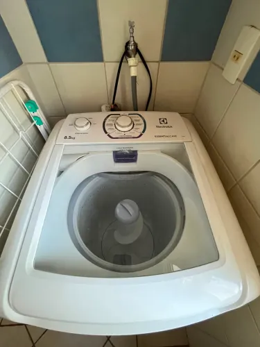 Vendo máquina de lavar Electrolux 
