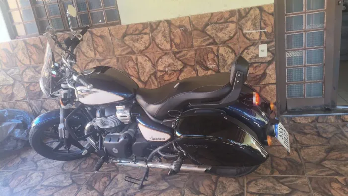 Super Meteor 650 Celestial