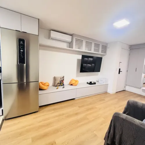 APARTAMENTO MOBILIADO E DECORADO | 2 QUARTOS | FACE NORTE | MONT TANNAT | CURITIBA