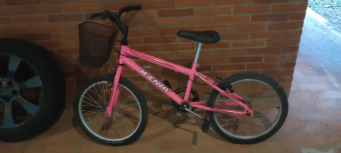 Bicicleta menina