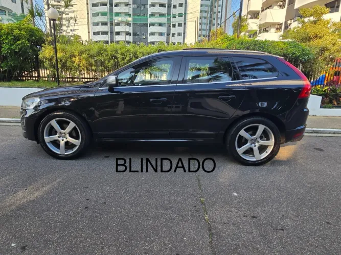 Volvo XC 60 T-5 R-design 2.0 FWD 5P 2014