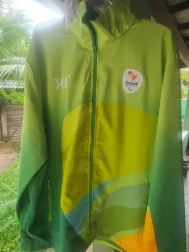 Casaco dry fit Rio 2016