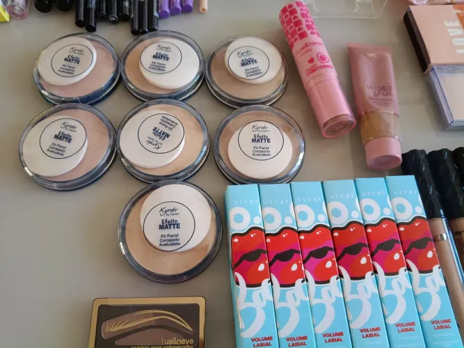 152 itens de maquiagem e cosméticos novos e lacrados