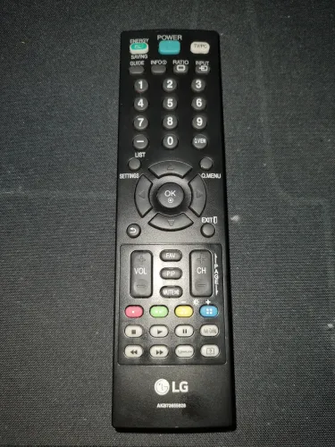 Controle remoto LG modelo AKB *
