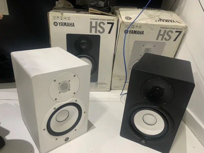 Caixas yamaha hs7 profissional