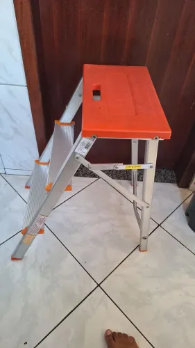 A Escada Banqueta ESC0071 de Alumínio com 3 Degraus da Botafogo