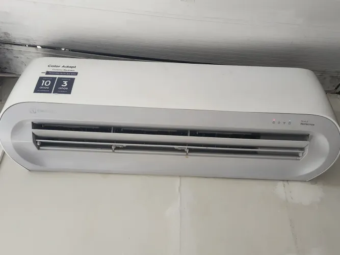 Ar condicionado 18Milbtus Eletrolux color adapt