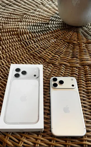 iPhone 17 pro Max 256 Novo