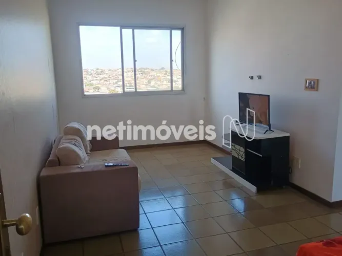 Apartamento na Av.Abílio Machado