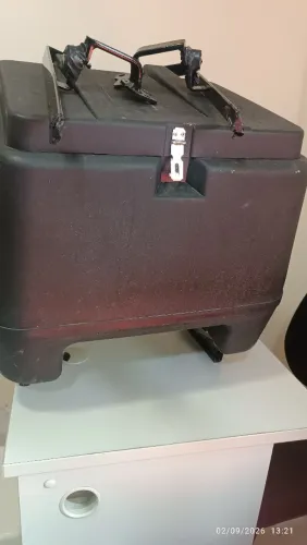 Baú Pro Tork 80 litros com suporte deslizante Veck(pode levar garupa) para Factor 150