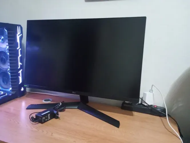 Monitor LG 27 Polegadas 1080p 180HZ