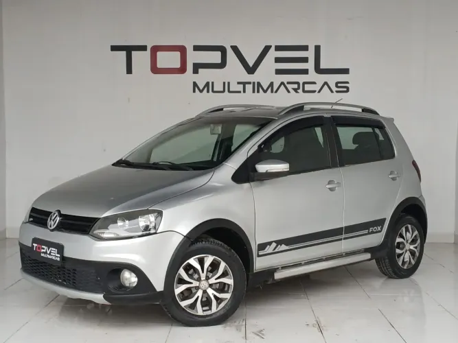 Volkswagen Crossfox 1.6 MI Total Flex 8V 5P 2011