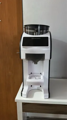 Máquina de fazer fórmula instantânea (NEGOCIÁVEL)