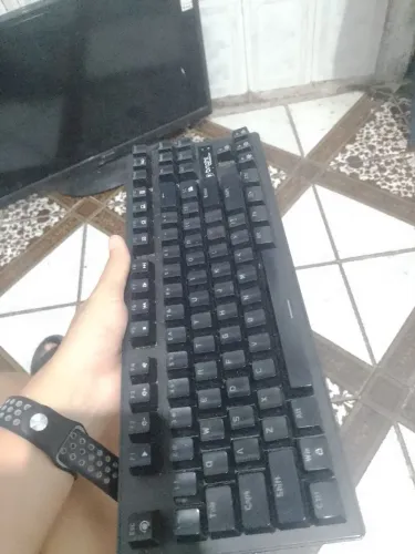 TECLADO MECANICO PRETO BIRGHT65%