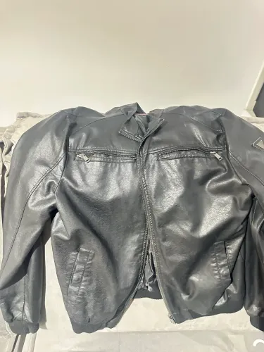 Jaqueta Guess Masculina Preta - Tamanho XL