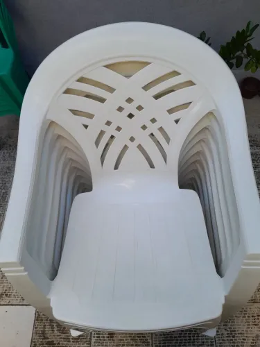 Conjunto de Cadeira Plástica