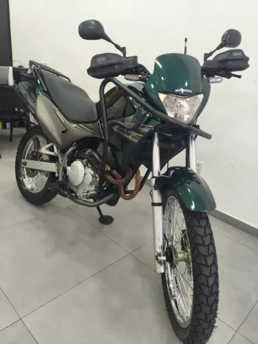 Honda NX-4 Falcon 400cc
