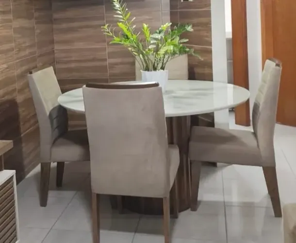 Conjunto de Mesa DJ Móveis com 6 Cadeiras