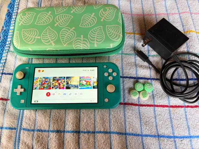 Nintendo Switch Lite Desbloqueado + Case + 128GB