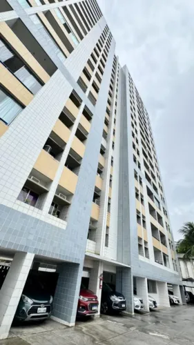 Apartamento 3 Dormitórios - Bairro Tamarineira
