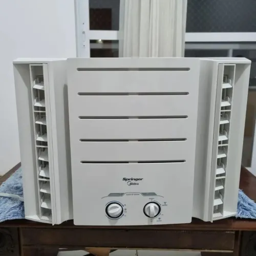 Ar condicionado Springer 220 v