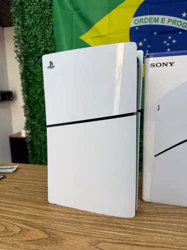 PlayStation 5 Slim Mídia Física