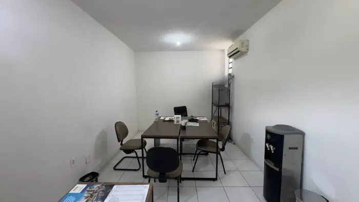 Sala Comercial para aluguel possui 20 metros quadrados em São Brás Centro de Belém - PA
