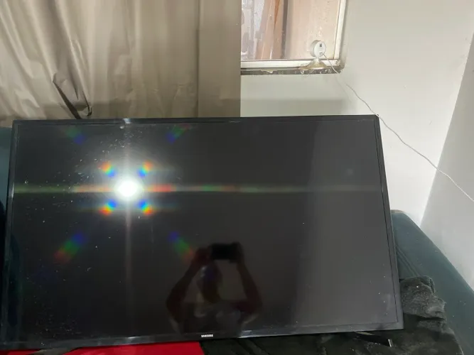 Vendo Tv com defeito
