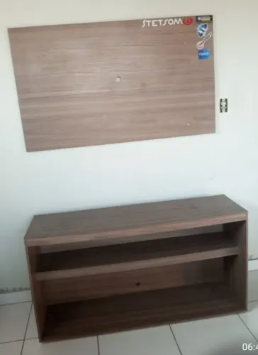 VENDE SE RACK COM SUPORTE