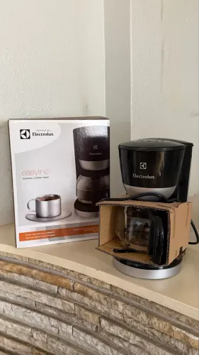 Cafeteira Electrolux Easyline nova na caixa 