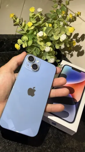 IPHONE 14, 128gb único dono, acompanha caixa, cabo original e capas