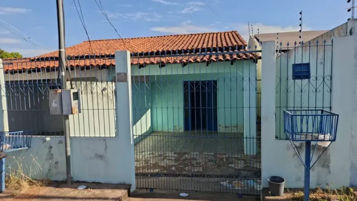 ALUGO CASA NO TIJUCAL DE 1 QUARTO COM DUAS SALAS