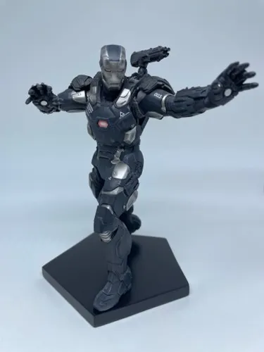 Máquina de combate iron studios
