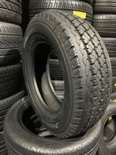 PNEU ARO 15 - 205/70R15 BRIDGESTONE